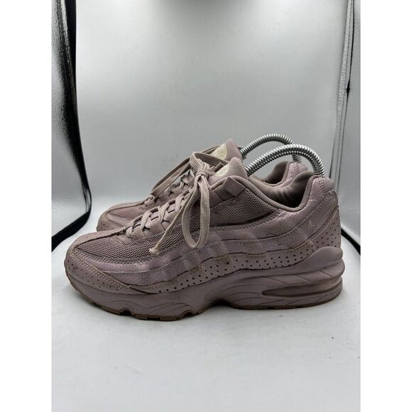 Nike Shoes - Nike Air Max 95 SE GS Youth AJ1899-600 Elemental Rose Size‎ 5.5Y Womens 7
